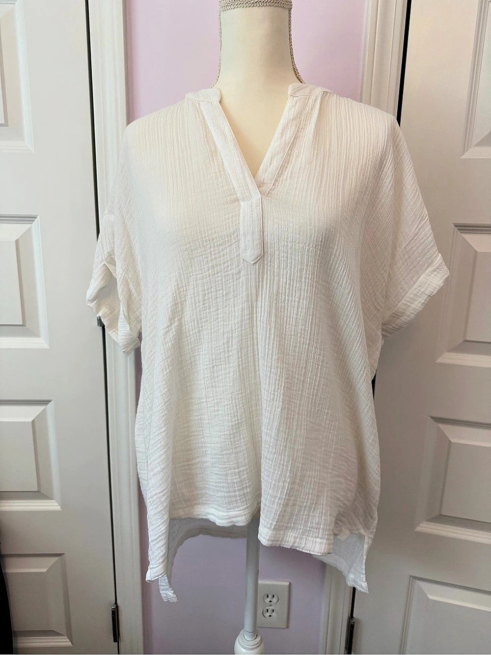 Wonderly White Gauze Tunic Top